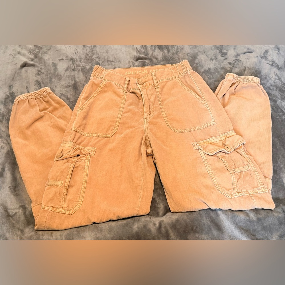 American Eagle Corduroy Tan Baggy Cargo Joggers - Size 0